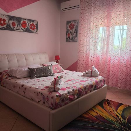 Rainbow Apartment Scordia Екстер'єр фото